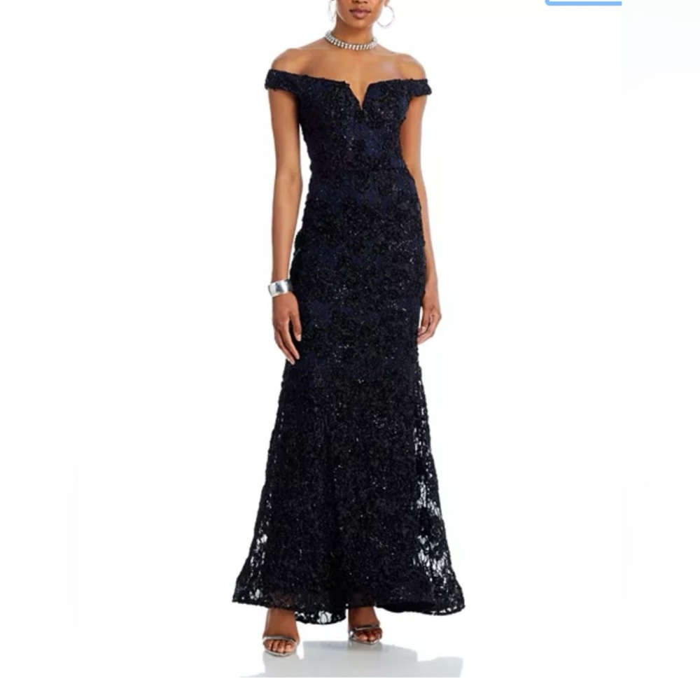 Bloomingdale’s Sz 6 Aqua Formal navy sequined gown